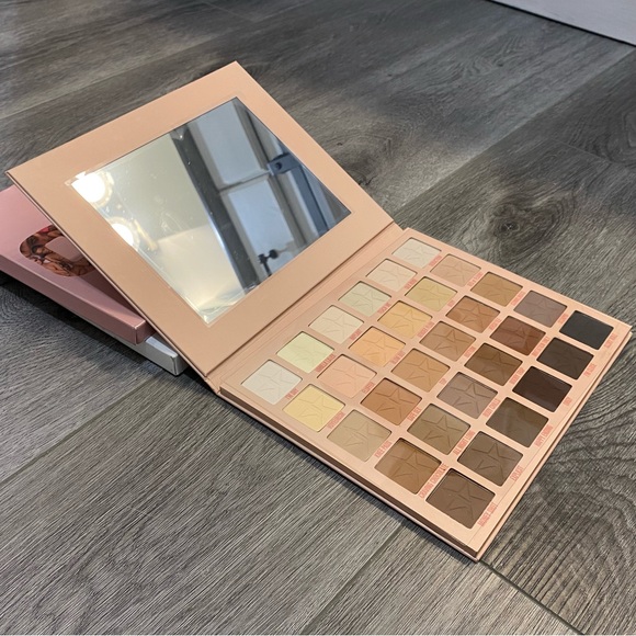 *NEW* Jeffree Star Eyeshadow Palette Bundle - Picture 4 of 4